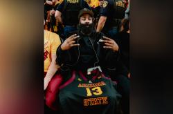 关于哈登回归赛场，赛况扑朔迷离首场状态亮眼，MAD观众沸腾！的信息