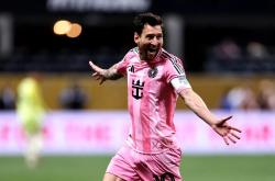 包含梅西关键节点比分优势明显，加拿大队带队取胜！的词条